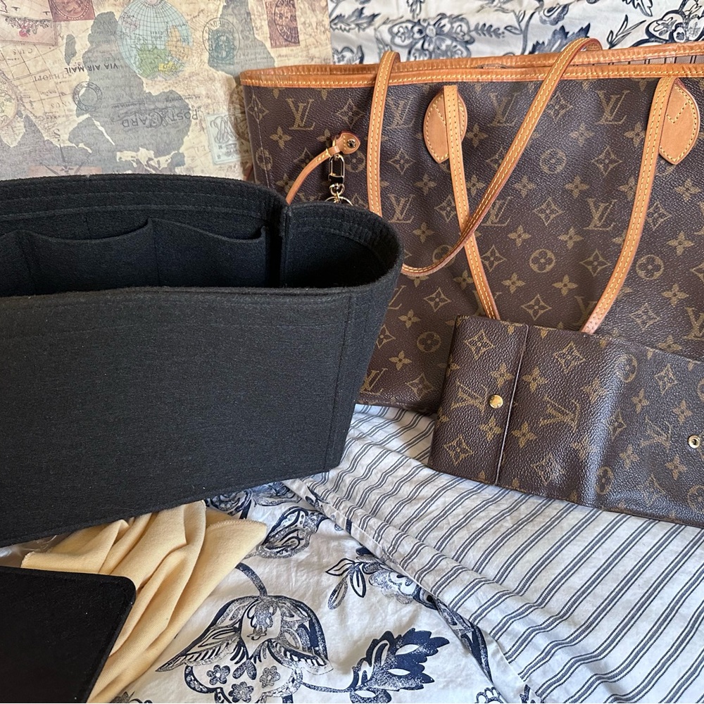 Louis Vuitton Monogram Tote and Wallet Set